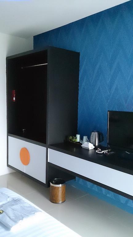 De Ja Moon Hostel チエンマイ 部屋 写真