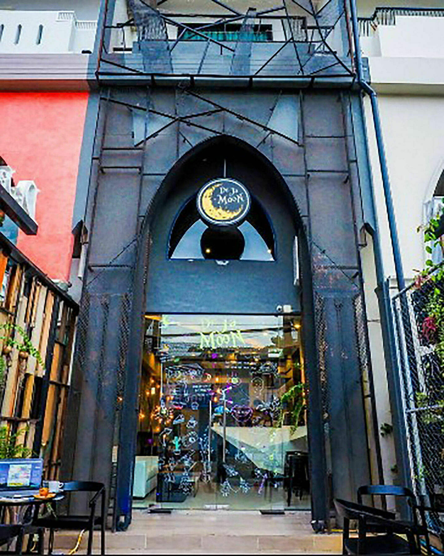 De Ja Moon Hostel チエンマイ エクステリア 写真